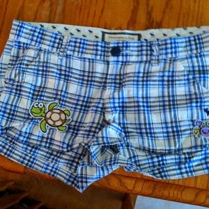 Glad blue short shorts